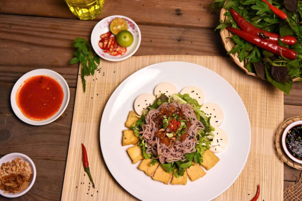 So sánh bún gạo và bún phở: Điểm khác biệt và cách chọn cho bữa ăn 3 z6943293143649 95d489f98ec33beecdf1088acd8d8196