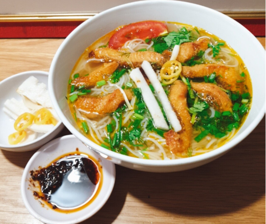 Cuối tuần vào bếp làm món bún cá thơm ngon, hấp dẫn! 4 y